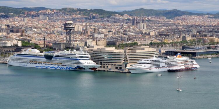 Stop Cruceros Barcelona decrecimiento real