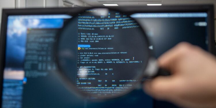 El 61% de los ciberataques a empresas turísticas ocurren en verano