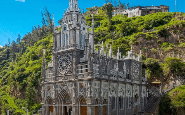 El Santuario de Las Lajas nominado a los World Travel Awards 2025: Nariño compite entre los mejores destinos turísticos de Suramérica
