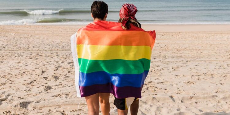 Así es viajar por Europa como persona LGBTQAI+ – DW – 24/07/2025