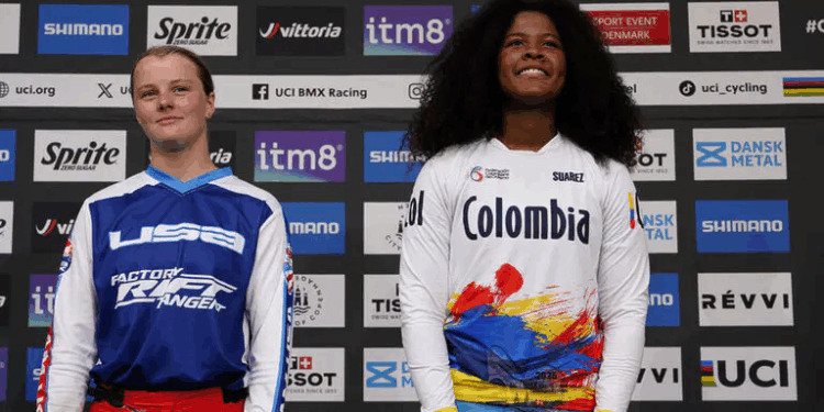 Guadalupe Palacios logró medalla de plata en la prueba de cruceros del Campeonato Mundial de BMX Racing 2025 -