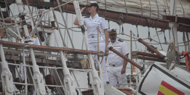 La princesa Leonor llega a Marín y finaliza su crucero de instrucción a bordo del Juan Sebastián de Elcano