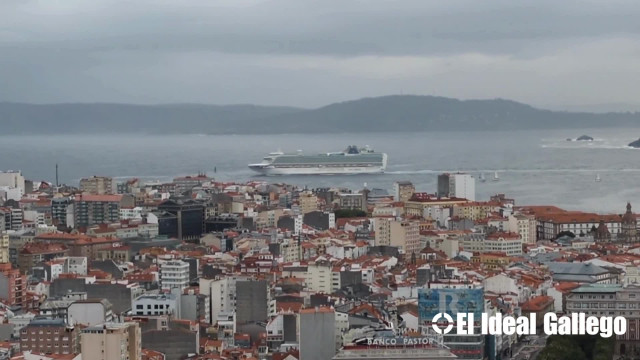 La inesperada escala de cuatro cruceros en A Coruña