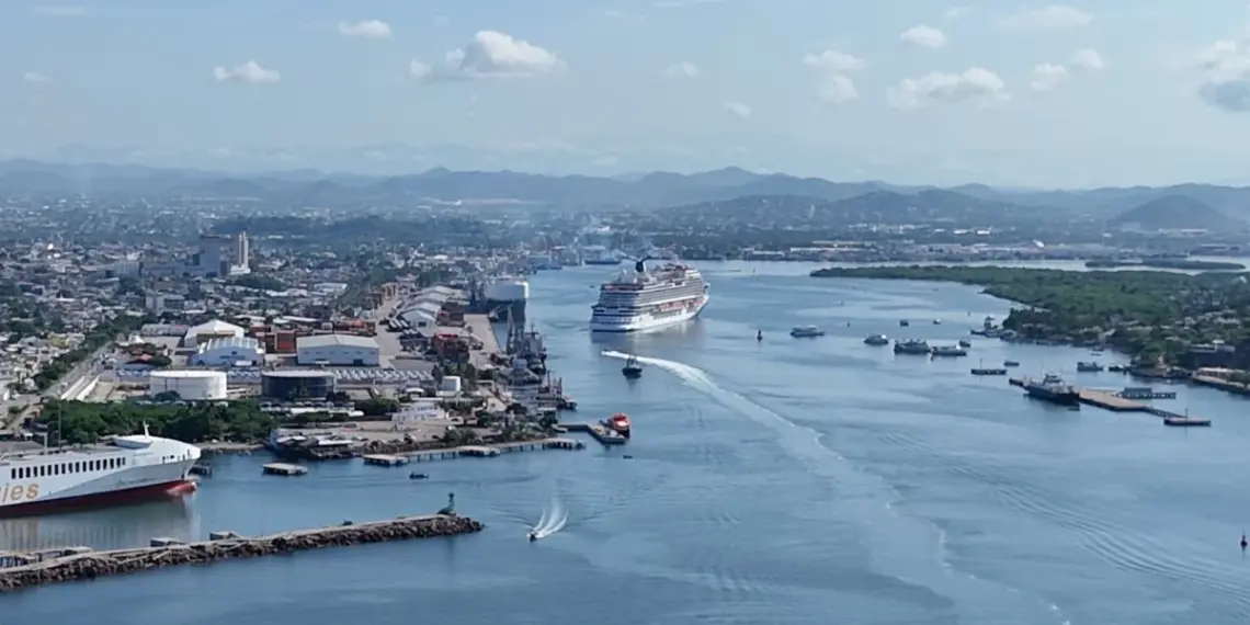 Mazatlán recibe su crucero número 60 del 2025; Carnival Panorama arriba con casi 5 mil turistas
