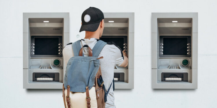 Planea tu viaje y no caigas en una trampa financiera