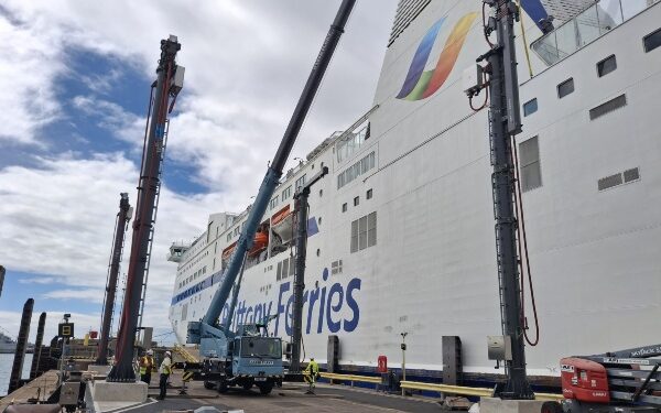 Portsmouth avanza en instalación de energía en tierra para buques de pasajeros
