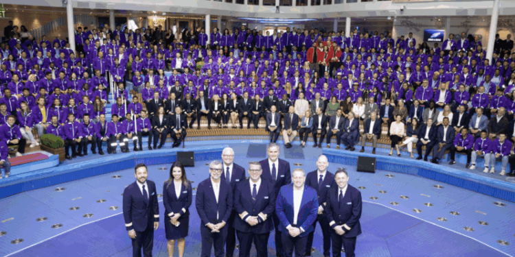 Bienvenida oficial al Star of the Seas