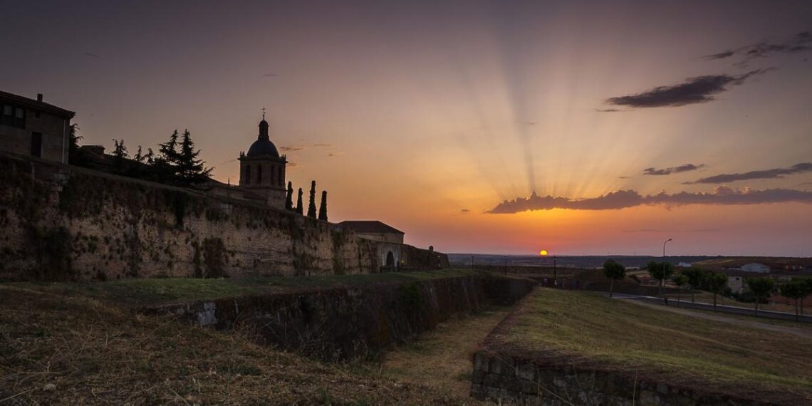 El municipio de Salamanca que está entre los mejores destinos españoles para contemplar las estrellas