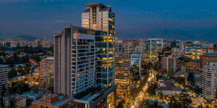 W Santiago es reconocido entre los 100 mejores hoteles del mundo