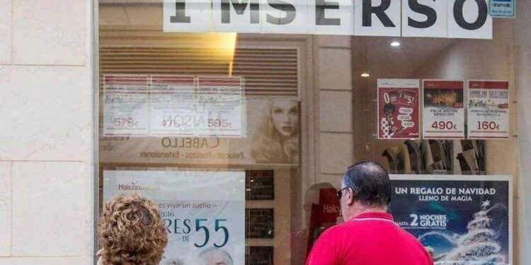 Ya es posible presentar la solicitud para participar en los viajes del Imserso para la temporada 2025/2026