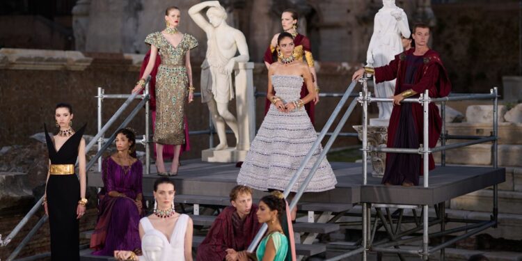 Live at the Forum! Dolce & Gabbana Bring Alta Moda to Rome