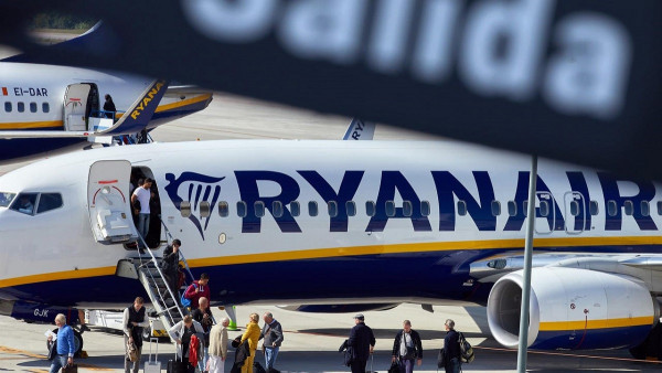 &iquest;C&oacute;mo quiere Ryanair acercarse a las agencias de viajes offline?