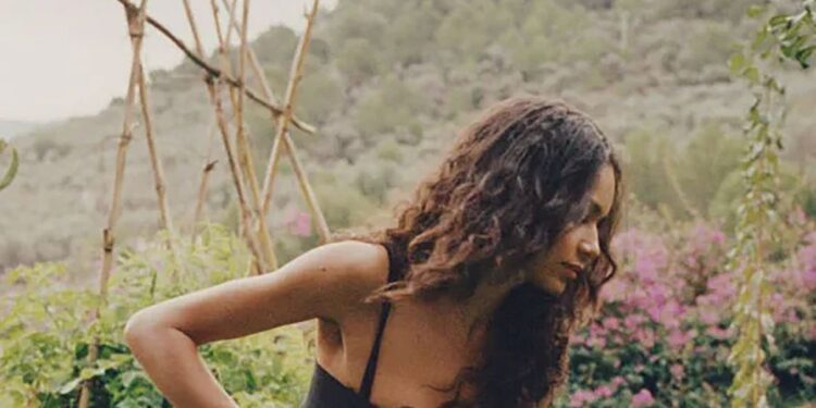 11 Of The Best Foods For Hair Growth, According To Nutritionists And Doctors