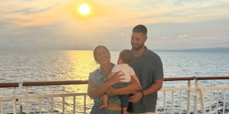 Anabel Pantoja, su novio y su hija, de crucero por el Mediterráneo para olvidar un verano muy accidentado