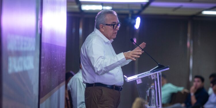 Anuncia el gobernador Rocha proyecto para convertir a Mazatlán en un Home Port para cruceros