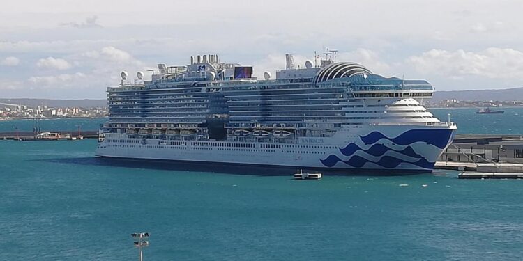 así es el crucero más grande de Princess Cruises que llega a Palma