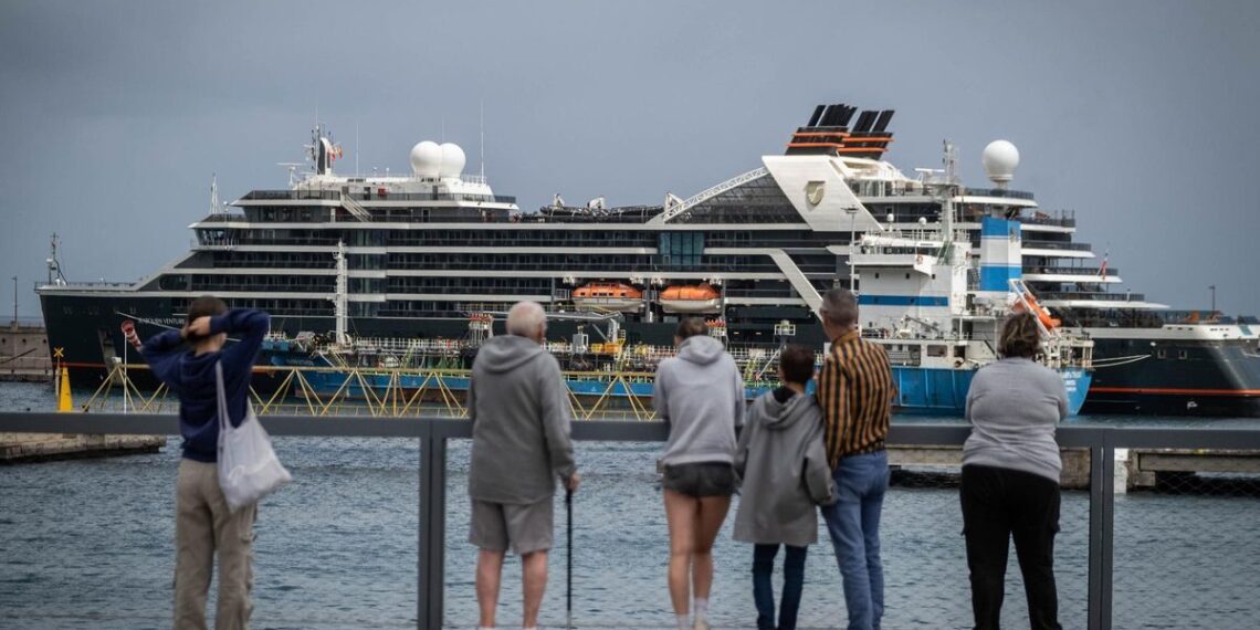 Un crucero de lujo en Santa Cruz.