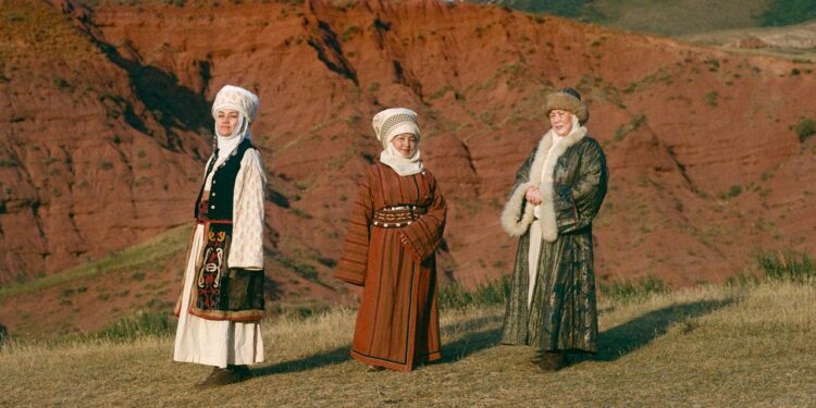 Meet the Women Artisans Keeping Kyrgyzstan’s Traditional Art of Felting Alive