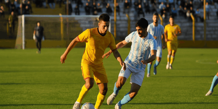 Crucero del Norte visita a El Linqueño en busca de un respiro en la Reválida