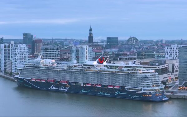 Mein Schiff 1 protagoniza hito en Cruise Gate Hamburg