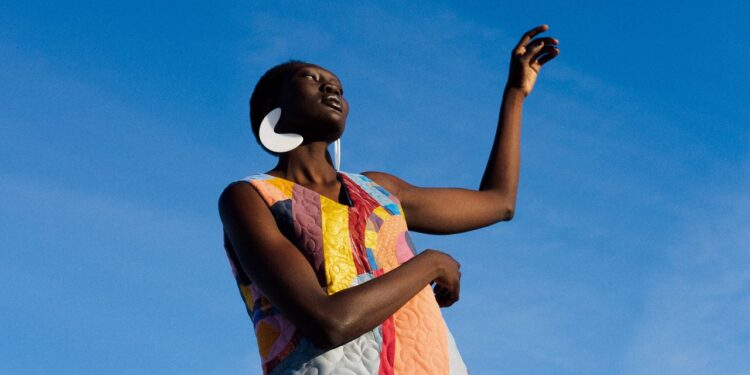 Best Colostrum Supplement: Experts Dish on Nature’s ‘Liquid Gold’