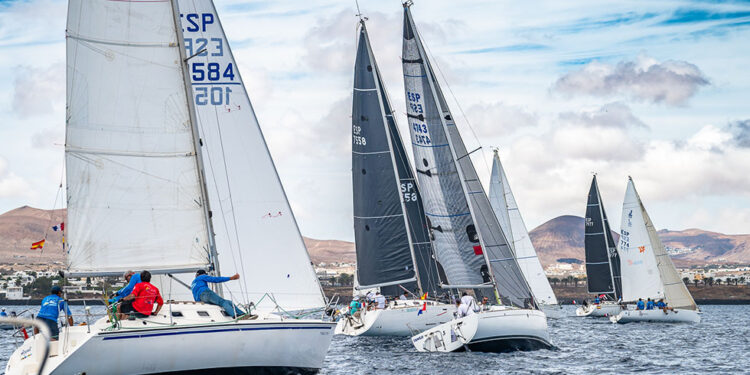 El Trofeo César Manrique abre el Circuito Canario de Vela Crucero en Lanzarote