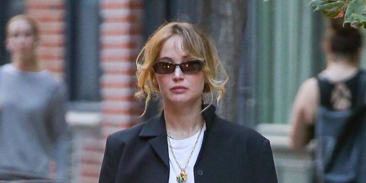 Jennifer Lawrence Zhuzhes Up a White Tee for Date Night