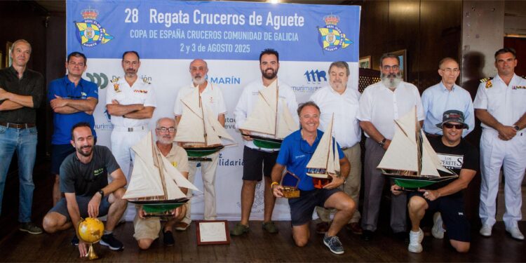 La última prueba de la Regata Cruceros de Aguete no pudo celebrarse por falta de viento