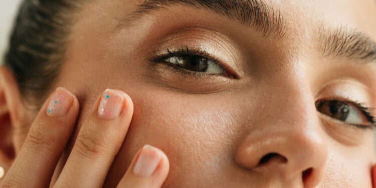 11 Best Alpha Hydroxy Acid Products For Smoother, Brighter Skin