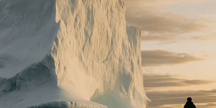 "Los icebergs llegan a medir 100 metros y pesar 1,5 gigatoneladas"