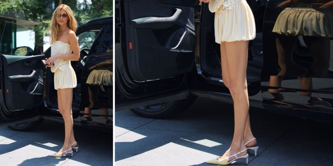 Los zapatos de tacón bajo color amarillo mantequilla que llevó Bella Hadid son tendencia en verano 2025