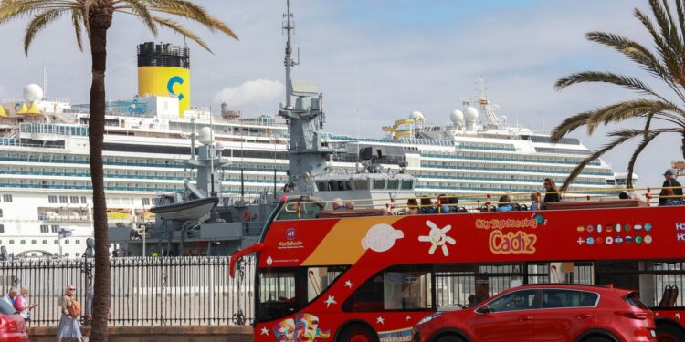 Málaga y Cádiz concentran más del 70% de los cruceros que llegan a Andalucía