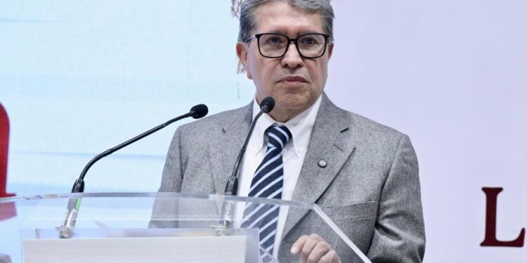 “Mi viaje a España no fue ilegal ni inmoral, fue personal y religioso", asegura Monreal