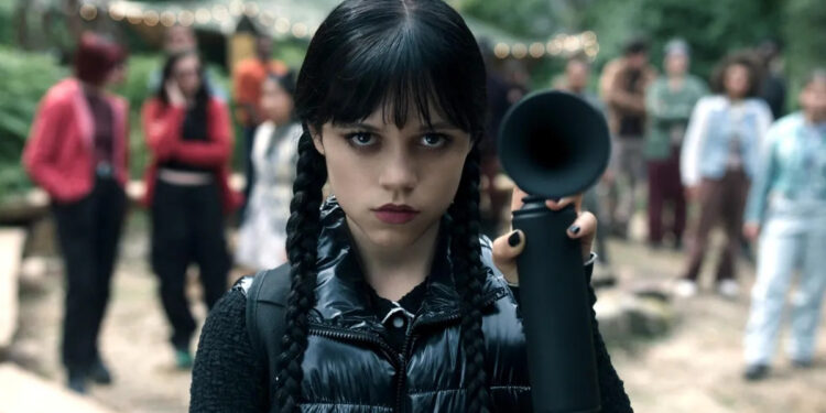 Crucero en barco por el Támesis en Londres con el tema de los miércoles