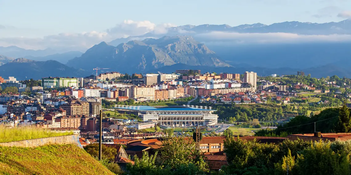Destinos frescos para escapar del calor en el verano 2025
