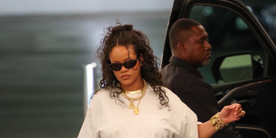 Rihanna Takes on the Scarf-As-Skirt Trend in the Most Rihanna Way Possible