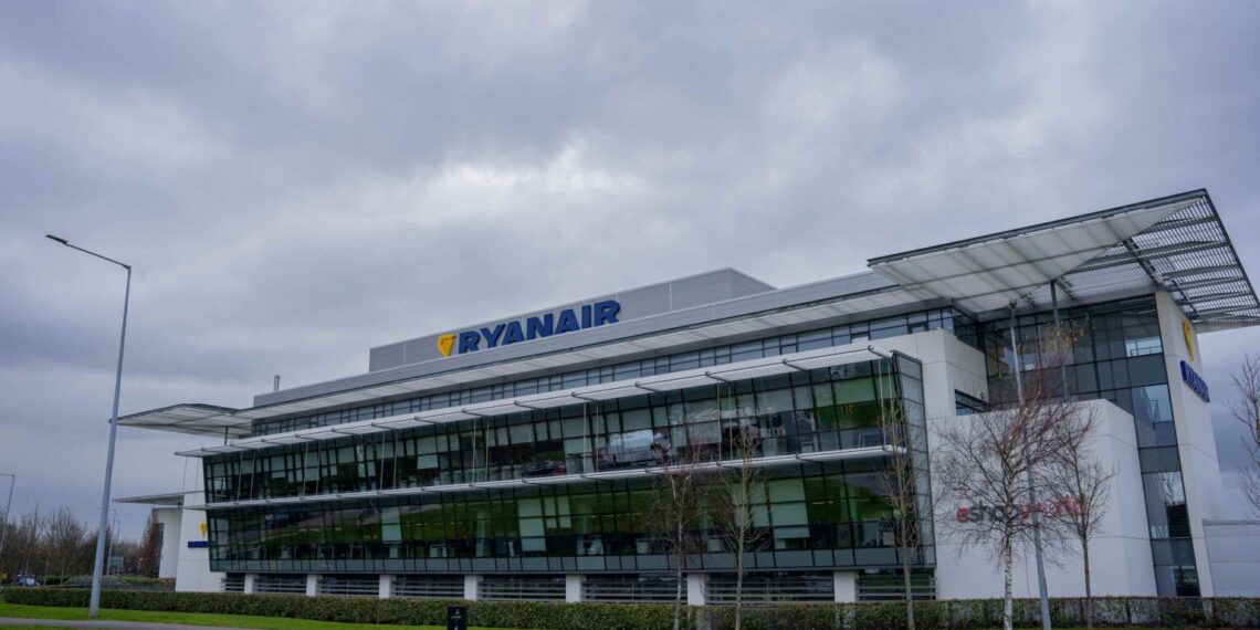Ryanair lanza una nueva plataforma para agencias de viajes offline - Aviación News