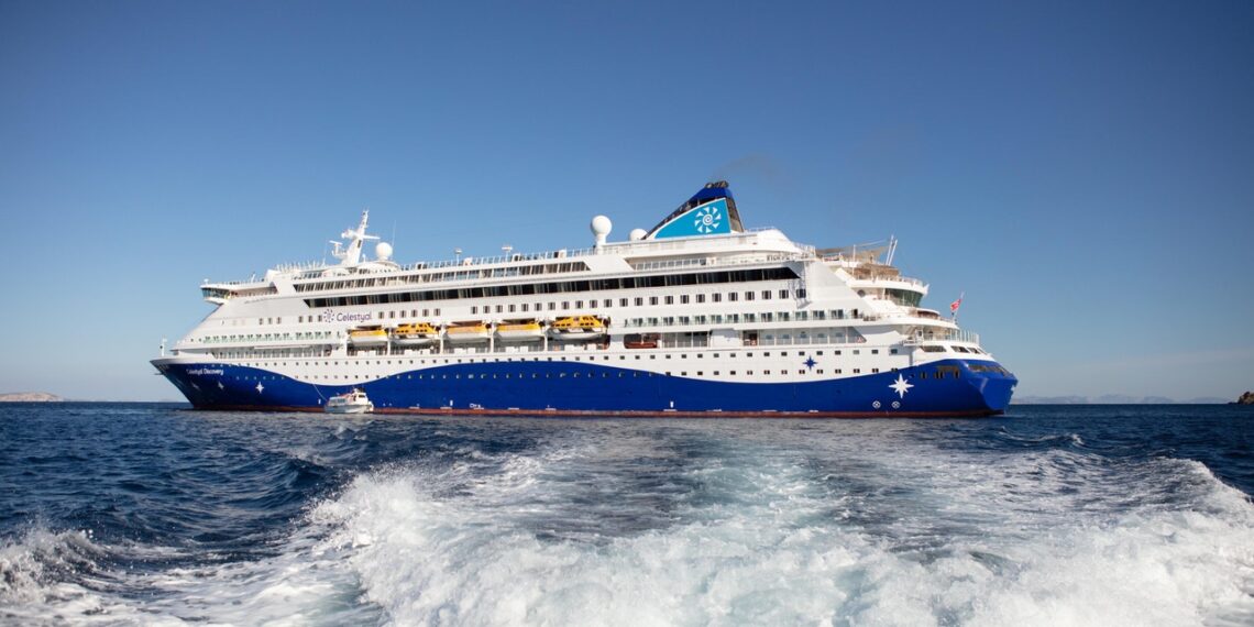 una profesora retirada realiza su sueño comprando una casa permanente en un crucero mundial
