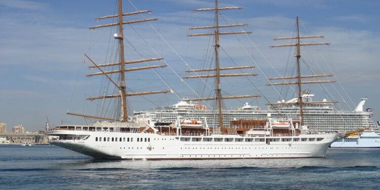 Festival de cinco cruceros en Cartagena » Puente de Mando, por Juan Carlos Díaz Lorenzo