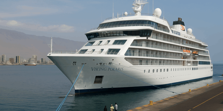 En Puerto De Iquique Glorioso Se Dio Inicio A Temporada De Cruceros 2025-2026 Con Recalada Del Viking Polaris • El Sol De Iquique