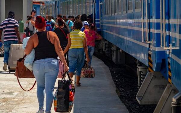 Informan sobre cancelación de viajes hacia el oriente ante proximidad de huracán Melissa - Juventud Rebelde