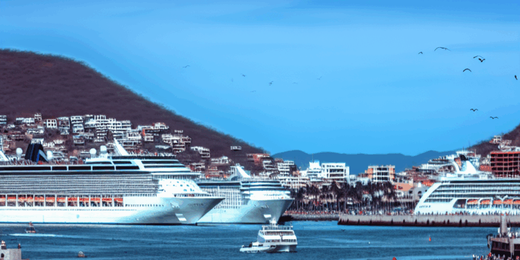 Ha recibido Mazatlán más de 283 mil visitantes en cruceros este 2025