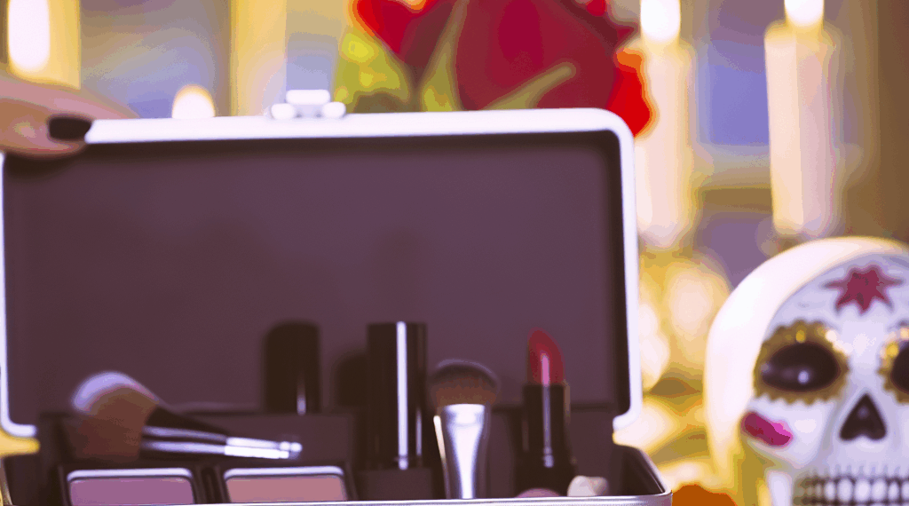 IPSY y Yuya celebran Día de Muertos con cosmetiquera edición especial