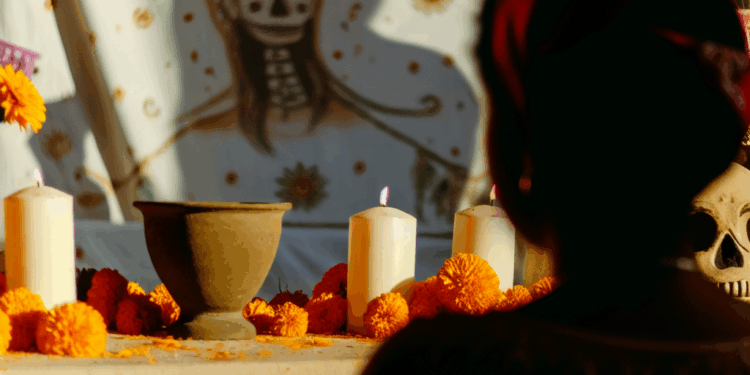 Clase Azul México lanza “Recuerdos”, la quinta entrega de su serie de Día de Muertos