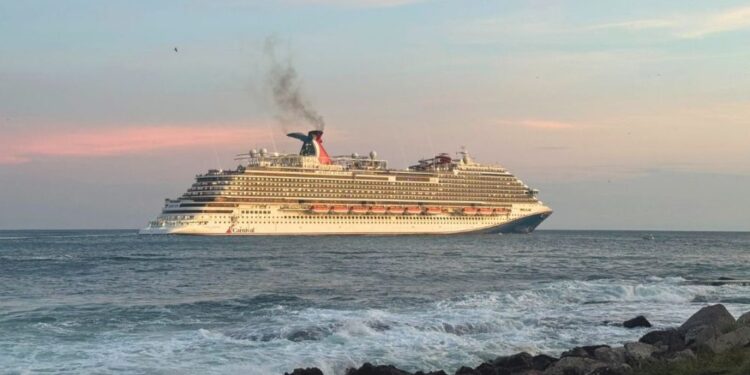 Puerto de Mazatlán vivirá su temporada más activa del año