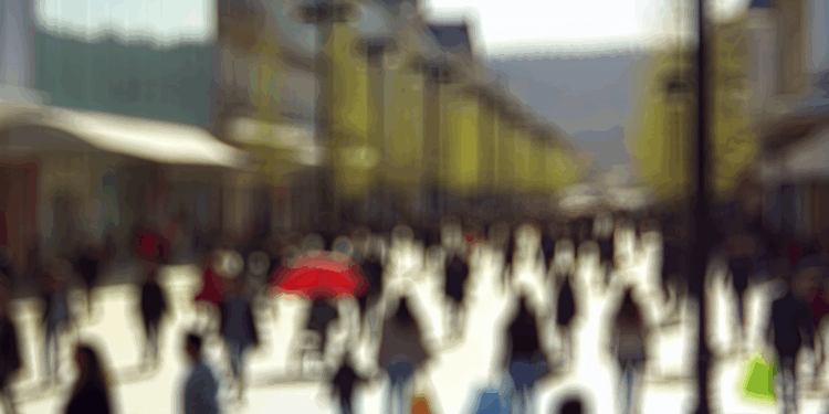 El factor que desencadenó otro boom de viajes por compras a Chile