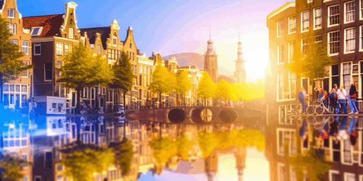 Amsterdam y Flandes, Ecuador y Galápagos o escapadas por España, viajes imbatibles con vistas al 'black friday'