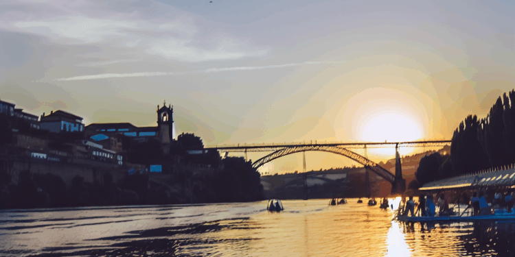 DouroAzul y River Sightseeing destacan éxito de cruceros al atardecer en el Duero