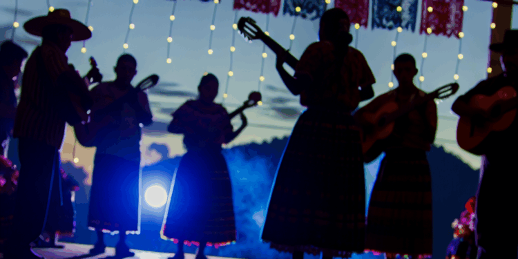 Gaby Moreno habla sobre Lamento, los Latin Grammys y cómo lleva el sonido de Guatemala al mundo entero
