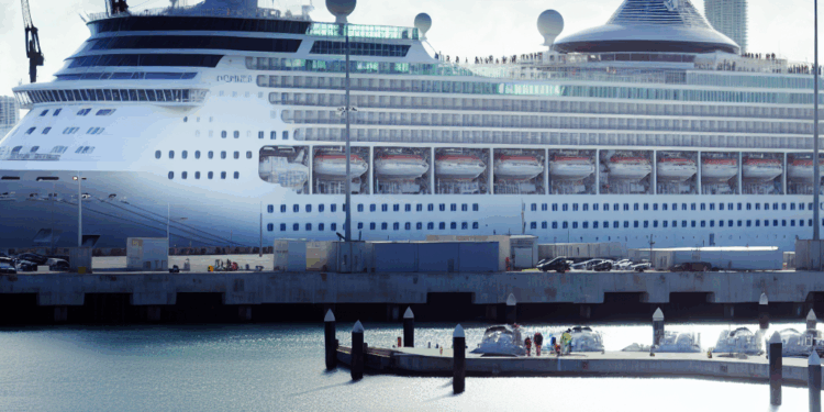 Investigan la muerte de un pasajero a bordo de un crucero de Carnival que llegó a Miami